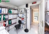 Oficinas en venta con 137m² en Granada foto