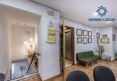 Local comercial en venta con 266m² en Granada, en la zona de La Manigua, Plaza del Campillo foto