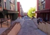 90m² locaux commerciaux pour vente à Grenade, Calle Ribera del Beiro photo