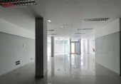 172m² commercial premises for sale in Narón, in the area of San Xosé Obreiro de Xubia, Rúa Vintecinco de Xulio photo