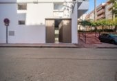 82m² commercial premises for sale in Estepona, Calle Mallorca photo