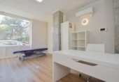 Local comercial en venta con 62m² en Granada, en la zona de Villa Argaz, Calle Torre de Peralada foto