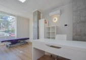 Local comercial en venta con 62m² en Granada, en la zona de Villa Argaz, Calle Torre de Peralada foto