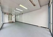 Local comercial en venta con 148m² en Santa Coloma de Gramenet, Carrer dels Pirineus foto