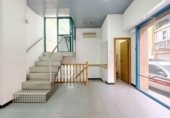 Local comercial en venta con 148m² en Santa Coloma de Gramenet, Carrer dels Pirineus foto