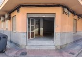 Local comercial en venta con 57m² en Novelda, Calle Sargento Navarro foto