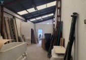 220m² warehouse industrial for sale in Manises, Calle Rosas photo