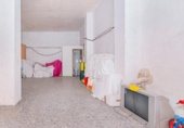 109m² commercial premises for sale in Granada, Calle Santa Rita photo