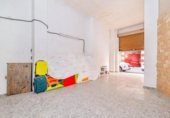 109m² commercial premises for sale in Granada, Calle Santa Rita photo