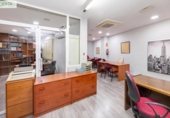 Oficines
en venda
amb 137m² a Granada, a la zona de Barri de Sant Antón, Calle San Antón foto