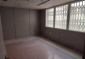 793m² commercial premises for sale in Elda, avenida de ronda photo