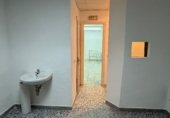 130m² commercial premises for rent in Madrid, in the area of Sun, calle polonia 10 photo