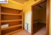 2072m² warehouse industrial for sale in Gemuño photo
