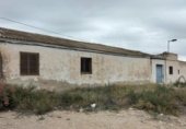 Local comercial Industrial
en venda
amb 580m² a Crevillent, Pasaje Cuartel Norte foto