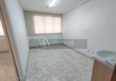 75m² office for rent in Logroño photo