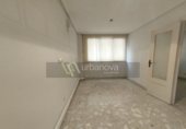 75m² office for rent in Logroño photo