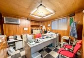 Local comercial en venta con 300m² en Albacete, en la zona de Feria foto
