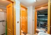 Local comercial en venta con 300m² en Albacete, en la zona de Feria foto