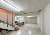 Local comercial en venta con 300m² en Albacete, en la zona de Feria foto
