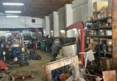Taller en venta con 496m² en Badajoz foto