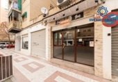 Cafetería en venta con 50m² en Granada, en la zona de Los Vergeles, Calle Andrés Segovia foto