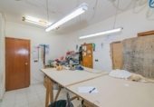 96m² commercial premises for sale in Granada, in the area of Garden City, Calle Virgen del Mayor Dolor photo