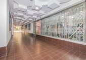 96m² commercial premises for sale in Granada, in the area of Garden City, Calle Virgen del Mayor Dolor photo