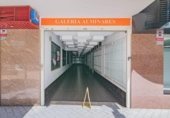 96m² commercial premises for sale in Granada, in the area of Garden City, Calle Virgen del Mayor Dolor photo