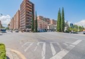 96m² commercial premises for sale in Granada, in the area of Garden City, Calle Virgen del Mayor Dolor photo