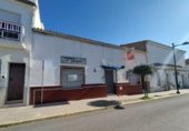 Local comercial en venta con 430m² en Beas, N-435a foto