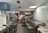 Local comercial en venta con 81m² en Sanlúcar de Barrameda, Calle San Juan foto