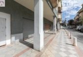 Local comercial
en venda
amb 222m² a Atarfe, Calle Fuente Vaquero foto