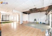 Local comercial en venta con 171m² en Armilla, Calle Madrid foto