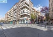 Local comercial
en venda
amb 196m² a Granada, a la zona de Barri de Sant Antón, Calle Puente Castañeda foto