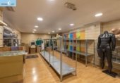 Local comercial
en venda
amb 196m² a Granada, a la zona de Barri de Sant Antón, Calle Puente Castañeda foto