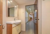 98m² bureau pour vente à Manresa, dans le quartier de Centre Historique, Plaça de la Reforma photo