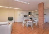 98m² bureau pour vente à Manresa, dans le quartier de Centre Historique, Plaça de la Reforma photo