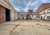 Nave Industrial en venta con 1895m² en Calaf, Carrer Sant Pere foto