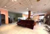 146m² commercial premises for sale in Novelda, Calle Almohina photo