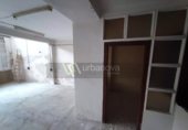 220m² commercial premises for sale in Logroño photo