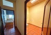 95m² commercial premises for sale in Badajoz photo