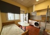 95m² commercial premises for sale in Badajoz photo