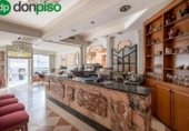 80m² cafeteria for sale in Granada, photo