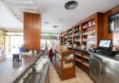 167m² cafeteria for sale in Granada, Calle Carril del Picón photo