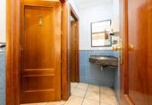 167m² cafeteria for sale in Granada, Calle Carril del Picón photo