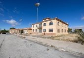1600m² locaux commerciaux pour vente à Baza, A-92N photo