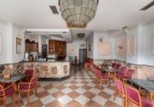 Cafeteria
en venda
amb 80m² a Granada, a la zona de Barri dels Periodistes, Calle Periodista José María Carulla foto