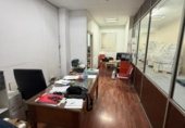 Local comercial
en venda
amb 350m² a Esplugues de Llobregat, Carrer de Sant Antoni Maria Claret foto