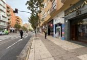 95m² commercial premises for sale in Badajoz, in the area of San Roque, Calle Corte de Peleas photo