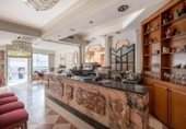 80m² cafeteria for sale in Granada, in the area of Albayda, Avenida de Juventudes Musicales photo